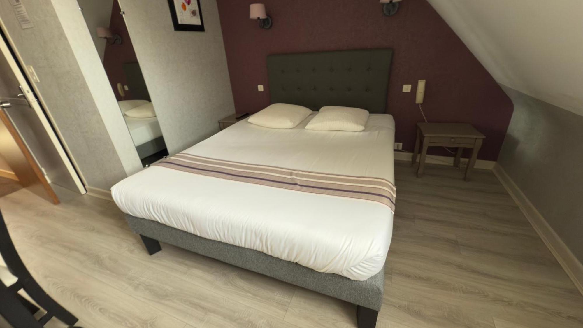 Logis Hotel Restaurant Des Voyageurs Tarnac Εξωτερικό φωτογραφία