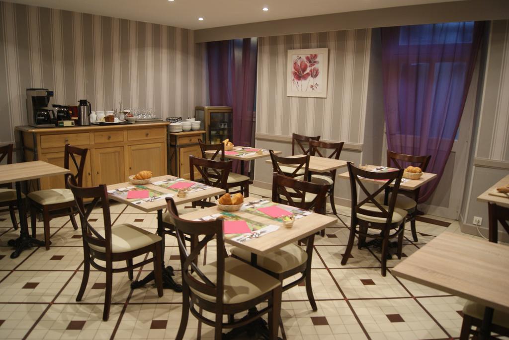 Logis Hotel Restaurant Des Voyageurs Tarnac Εξωτερικό φωτογραφία