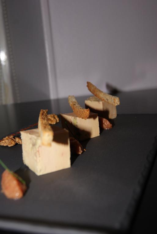 Logis Hotel Restaurant Des Voyageurs Tarnac Εξωτερικό φωτογραφία