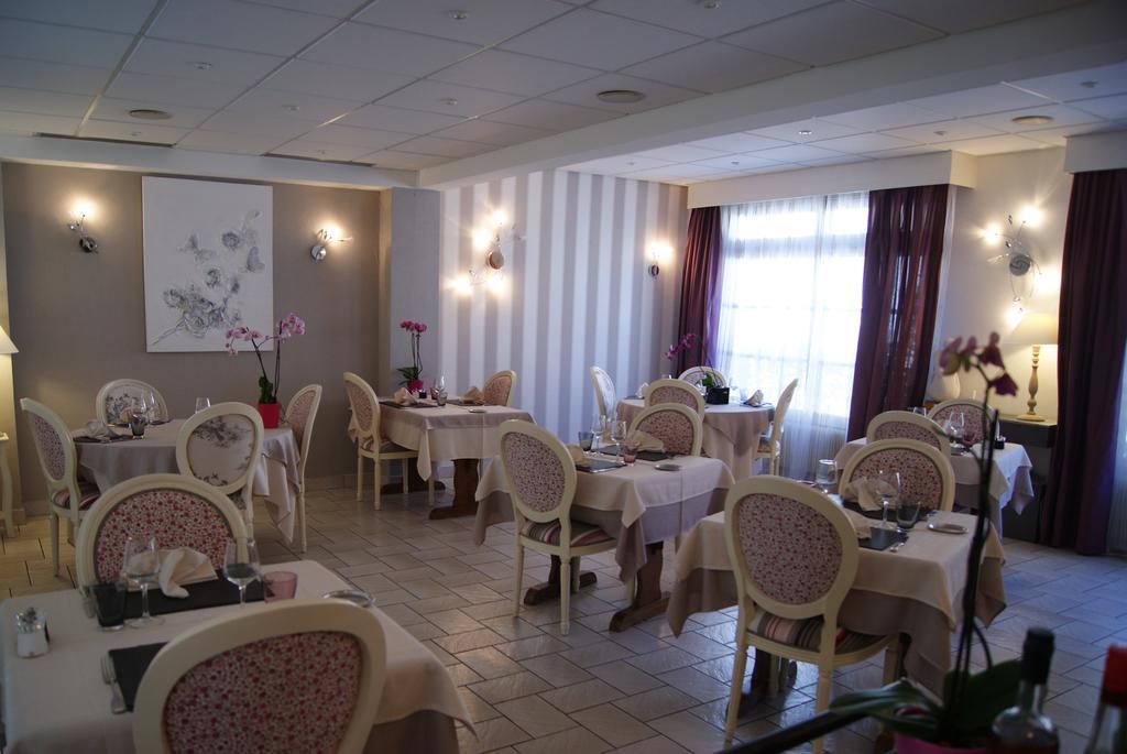 Logis Hotel Restaurant Des Voyageurs Tarnac Δωμάτιο φωτογραφία